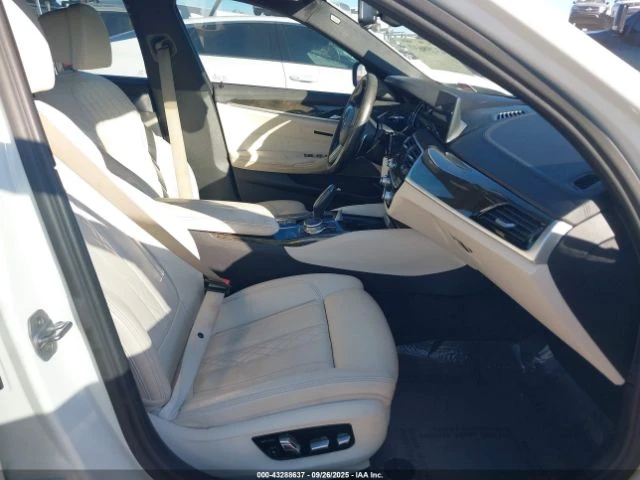 BMW 550 M550I XDRIVE - изображение 7