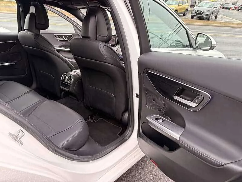 Mercedes-Benz C 300 4MATIC* DISTRONIC* 360КАМЕРИ* , снимка 10 - Автомобили и джипове - 54635432
