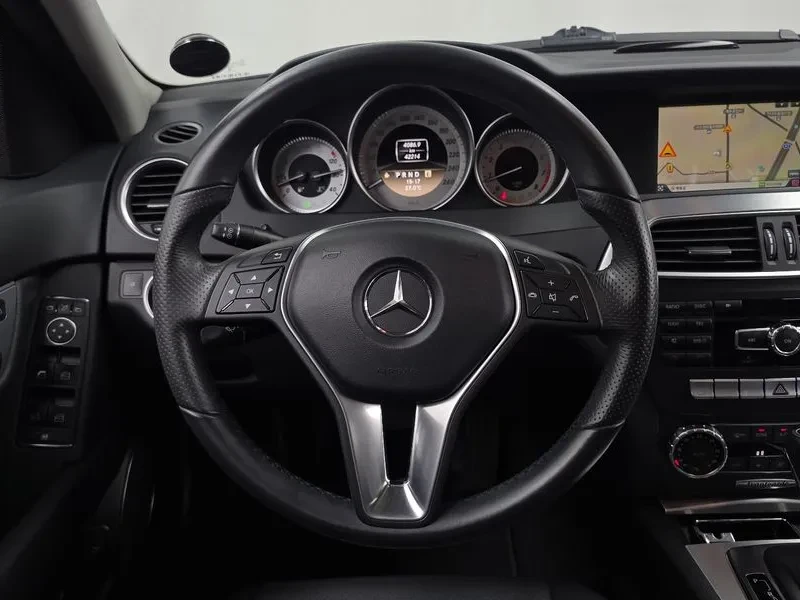 Mercedes-Benz C 200 Cdi Avantgarde, снимка 13 - Автомобили и джипове - 56304205