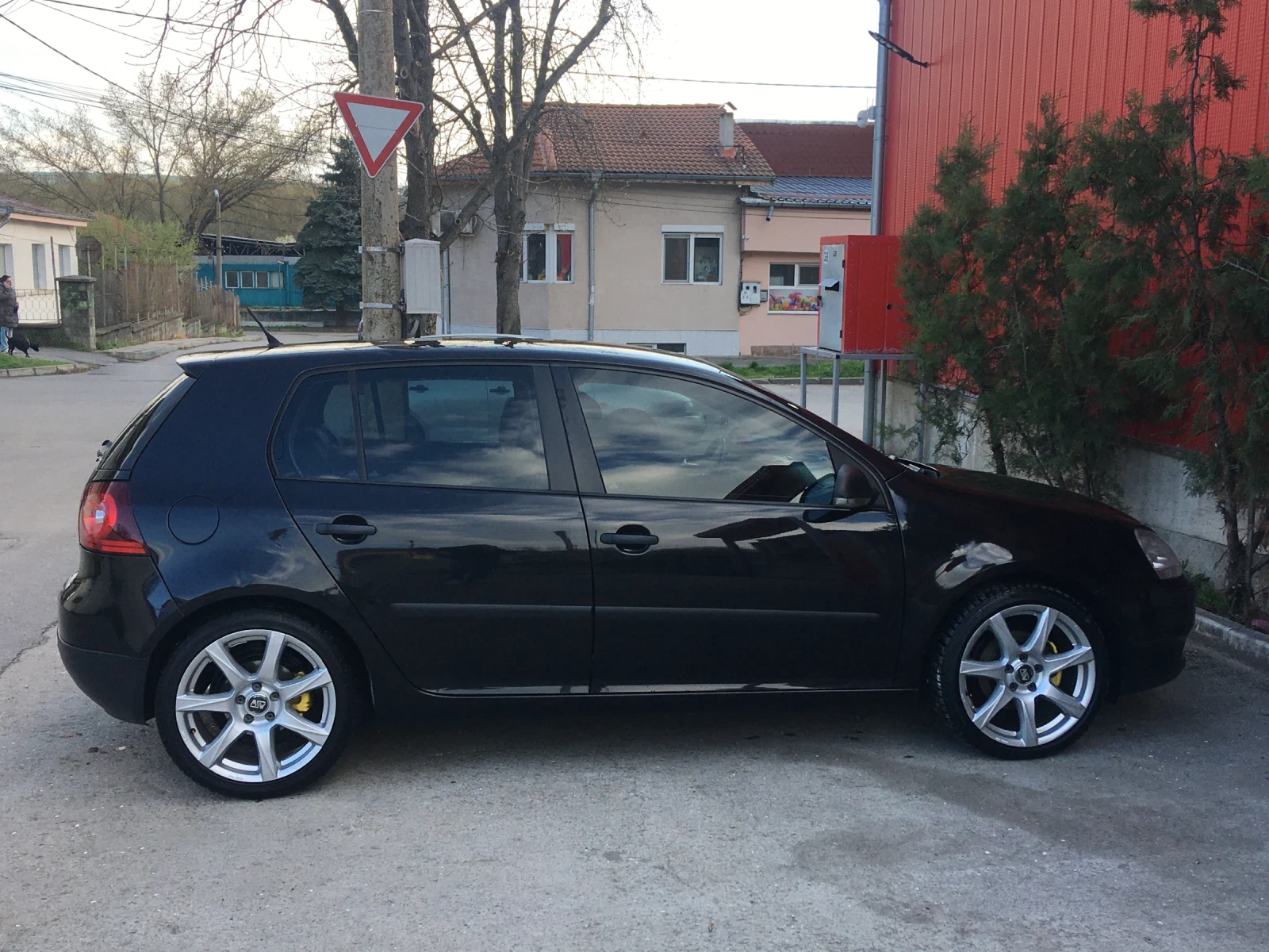 VW Golf 1.9TDI BXE 6скорости - изображение 6