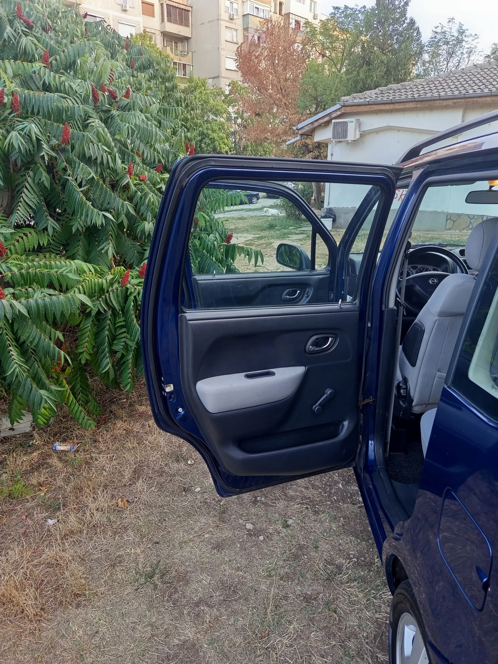Opel Agila 1.0 - изображение 7
