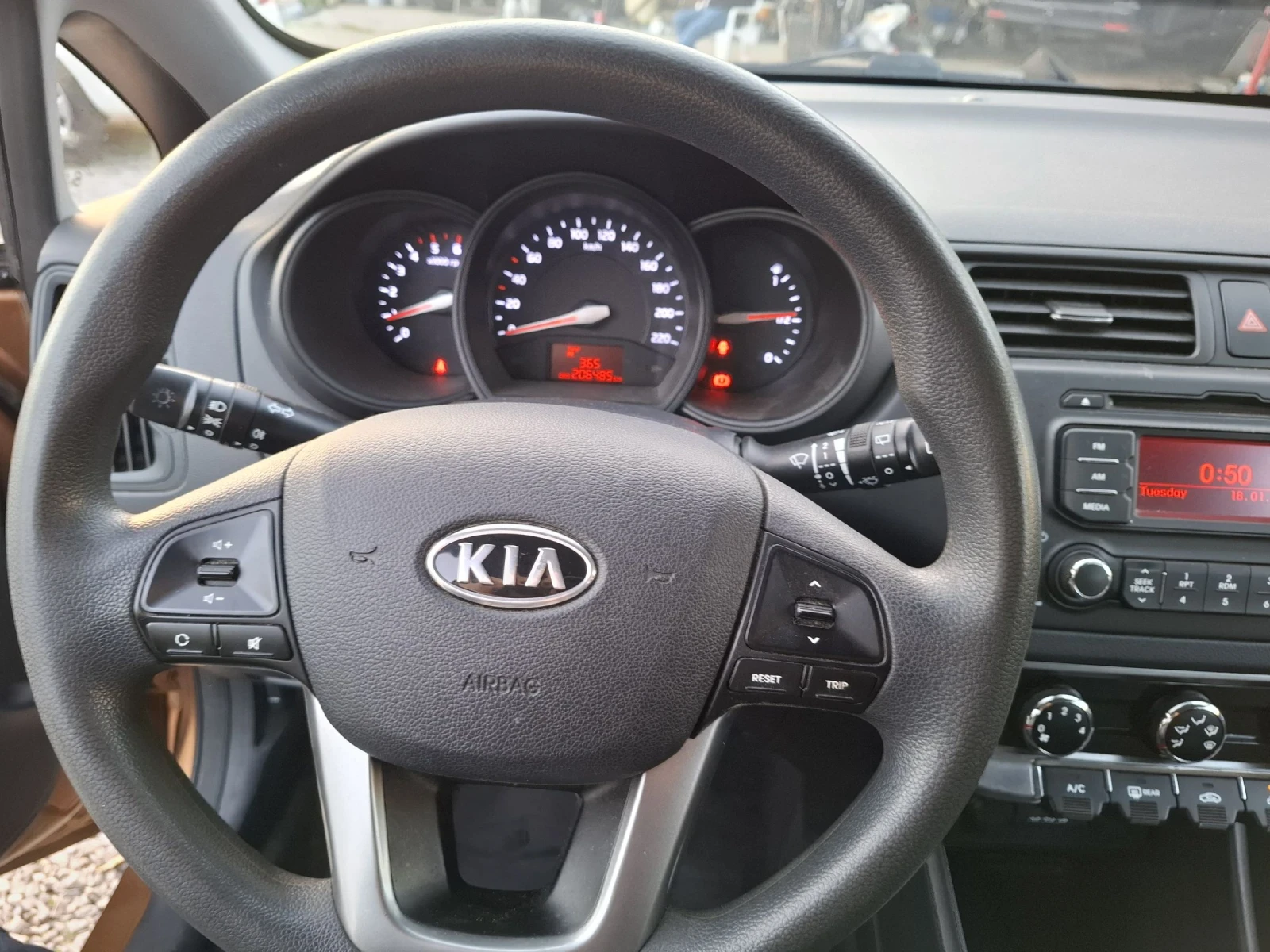 Kia Rio 1.4 - 90. | Mobile.bg   11