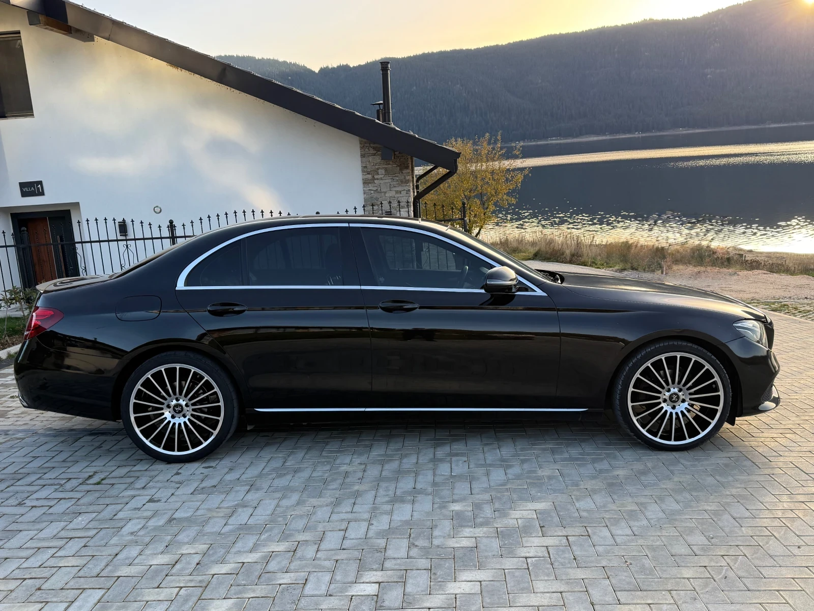 Mercedes-Benz E 220 195. PANORAMA/360 Camera/Digital/9G | Mobile.bg   6