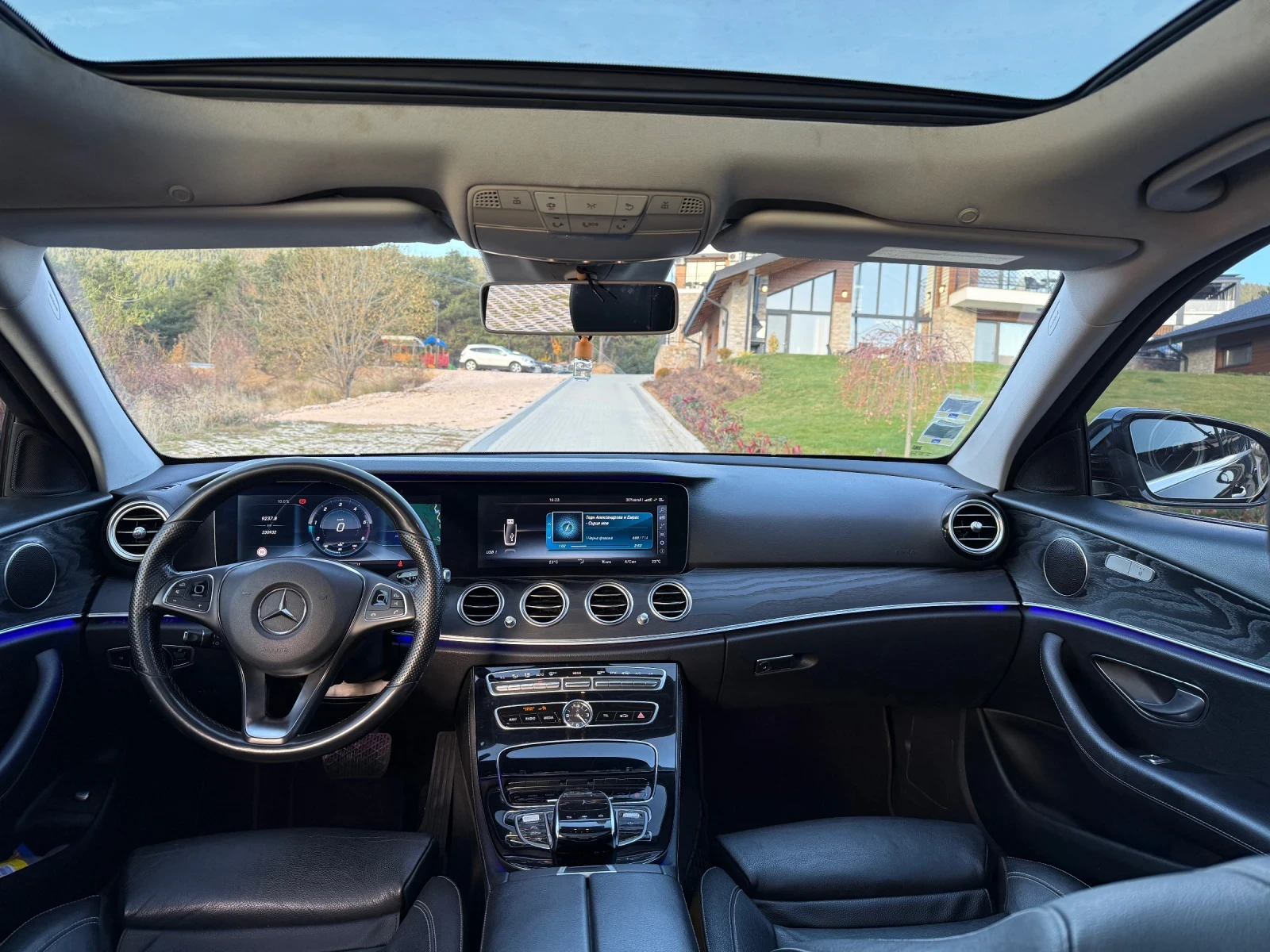 Mercedes-Benz E 220 195. PANORAMA/360 Camera/Digital/9G | Mobile.bg   10