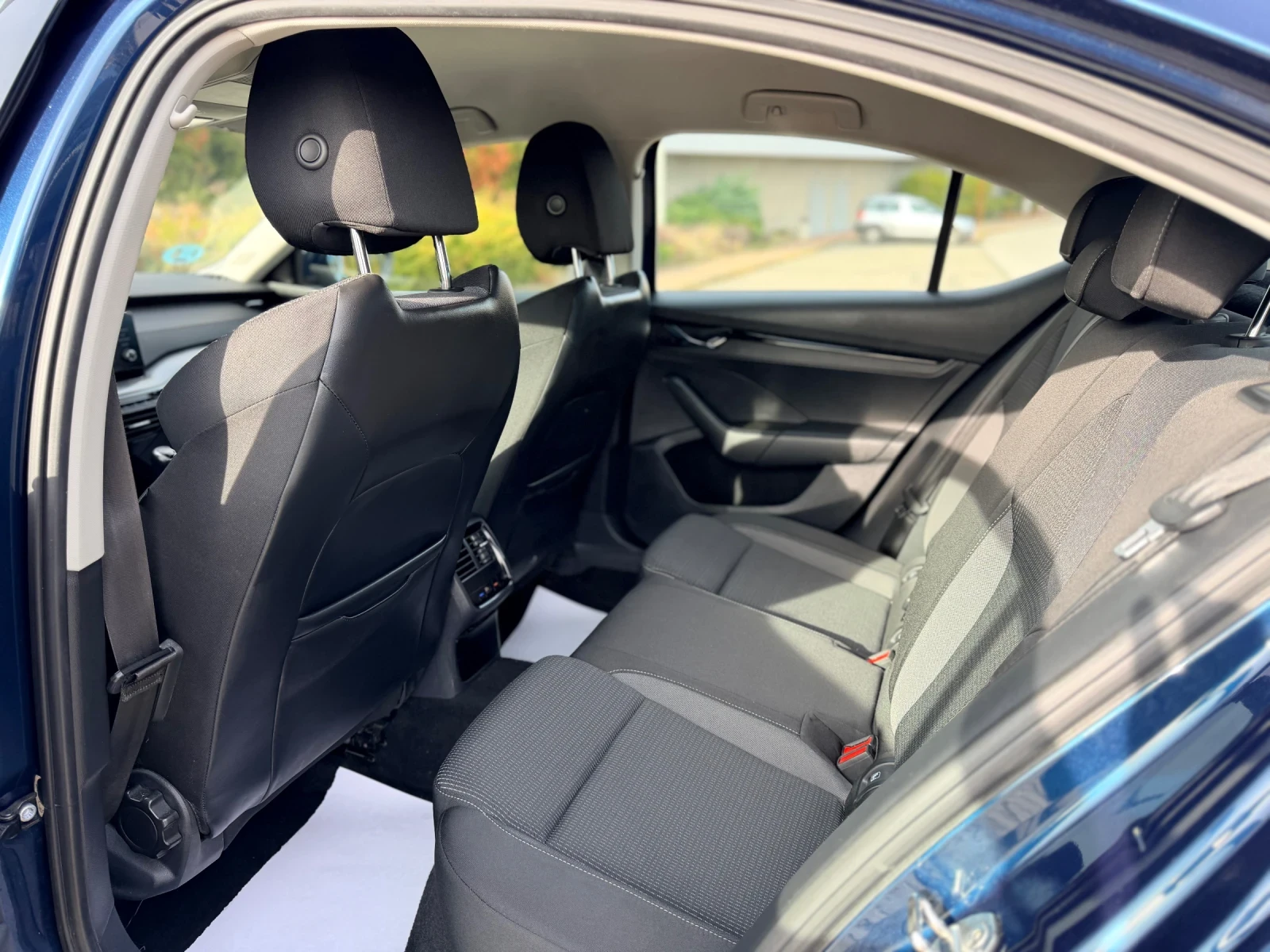 Skoda Octavia 2.0TDI     365 | Mobile.bg   14