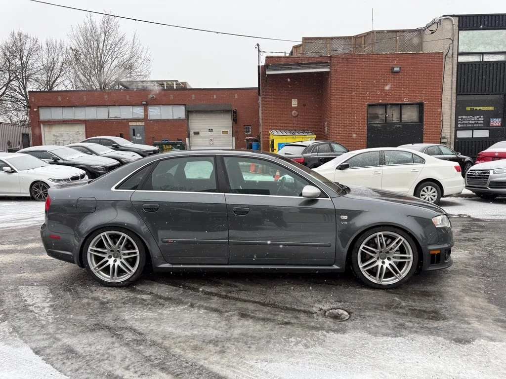 Audi Rs4 * 4dr Sdn * CARFAX *    | Mobile.bg   3