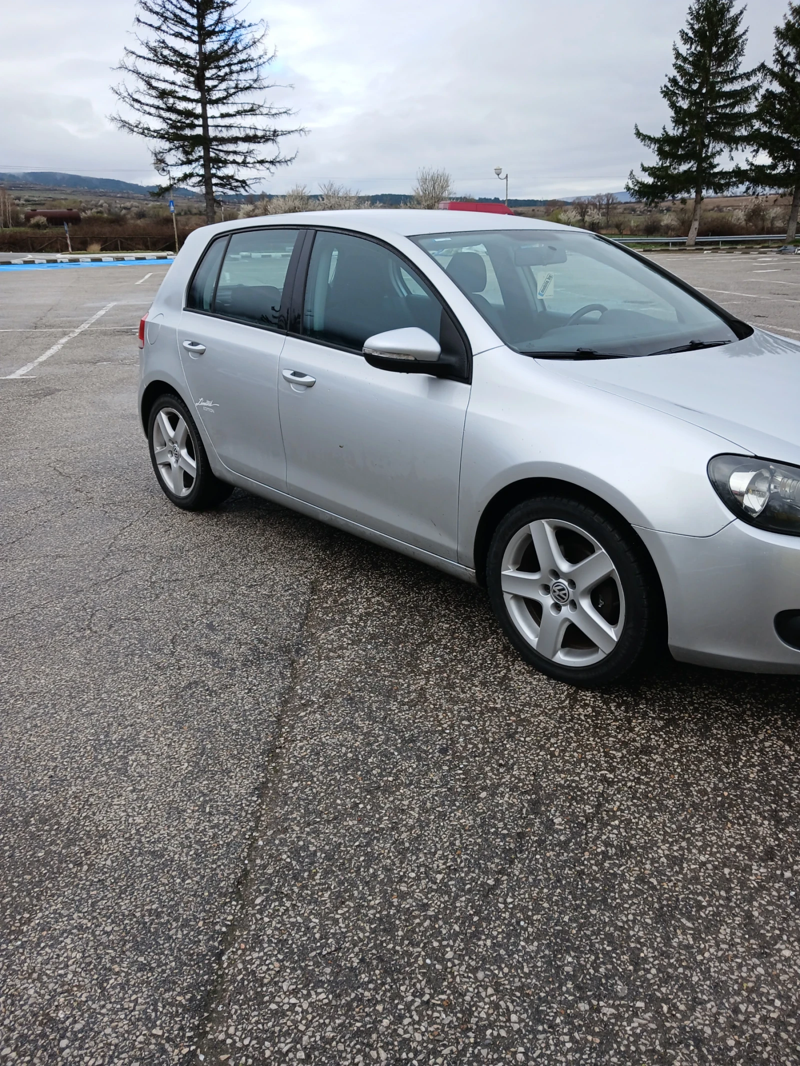 VW Golf 2.0 TDI DSG, снимка 2 - Автомобили и джипове - 53168417
