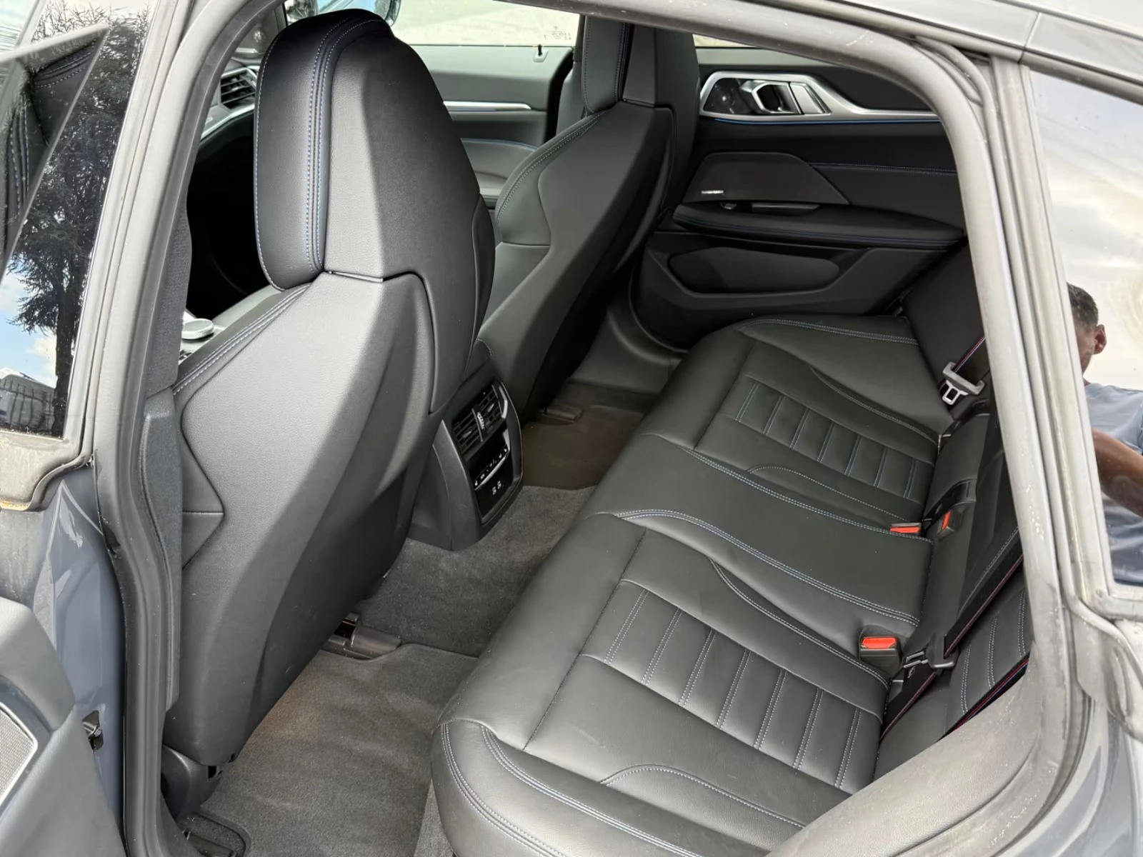 BMW i4 Gran Coupe M50 - изображение 7