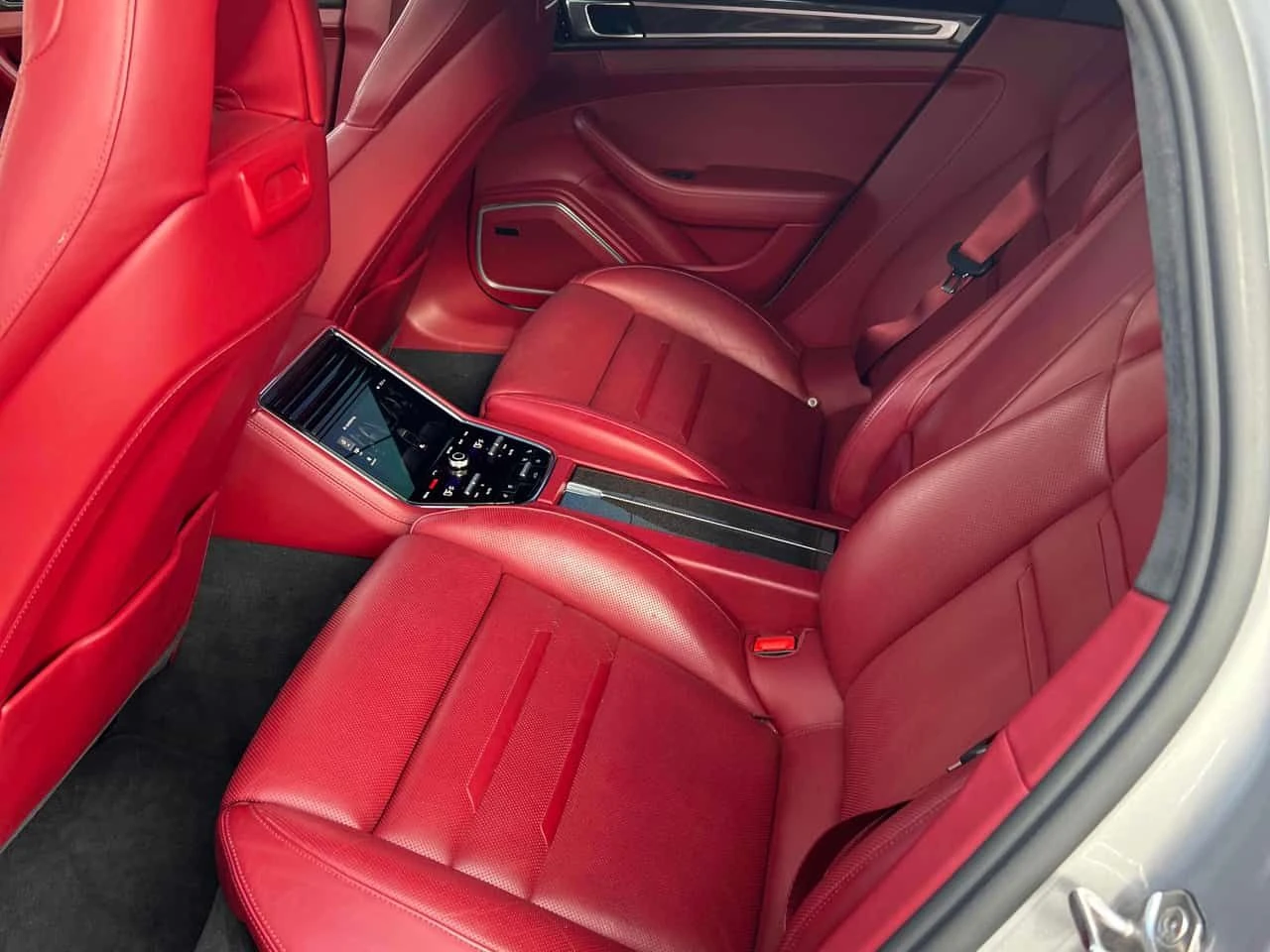 Porsche Panamera  4S /MATRIX/360/DIS/BOSE, снимка 12 - Автомобили и джипове - 53825861