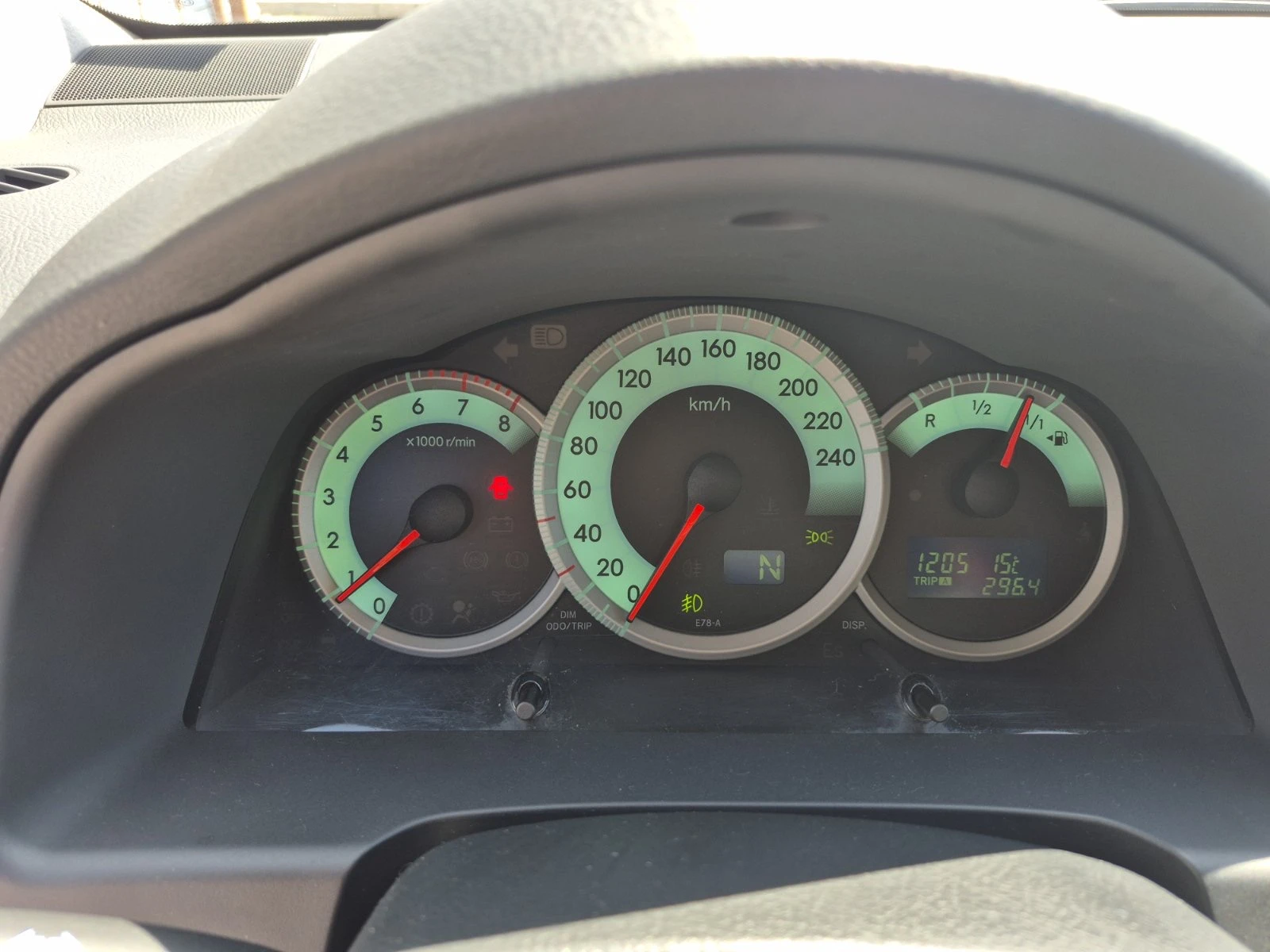Toyota Corolla verso 1.8i-AVTOMAT-GAZ* * * , снимка 14 - Автомобили и джипове - 54422022