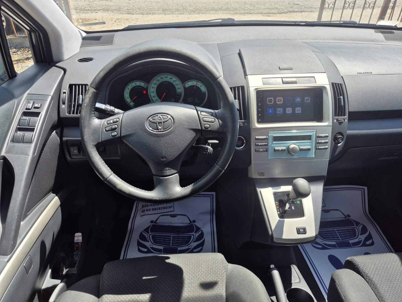 Toyota Corolla verso 1.8i-AVTOMAT-GAZ* * * , снимка 11 - Автомобили и джипове - 54422022