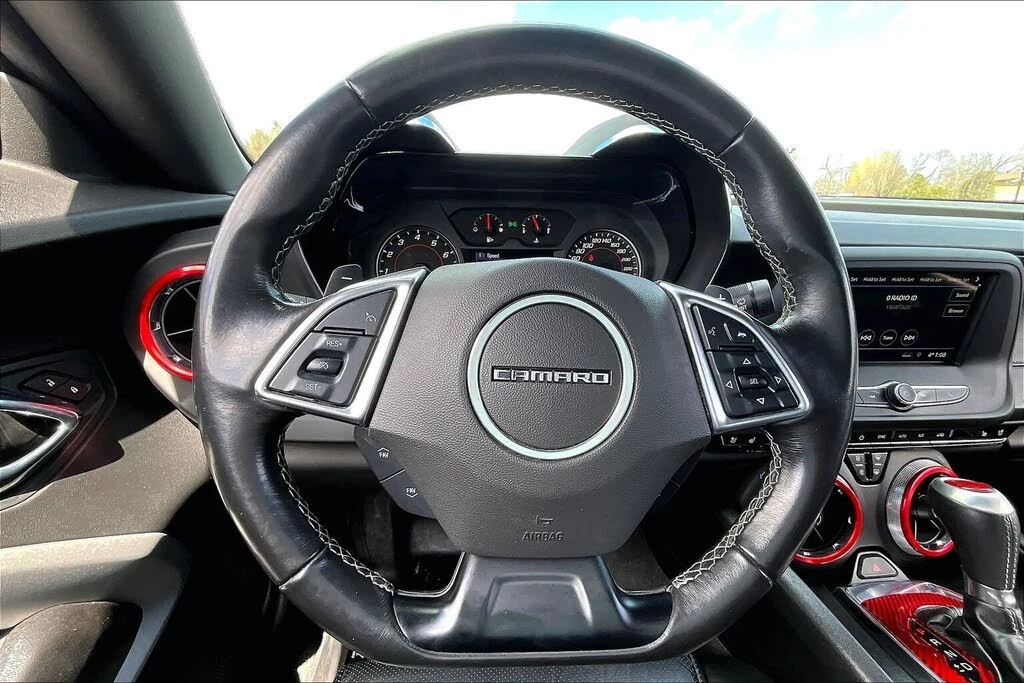 Chevrolet Camaro 3LT Coupe RWD, снимка 11 - Автомобили и джипове - 54575257