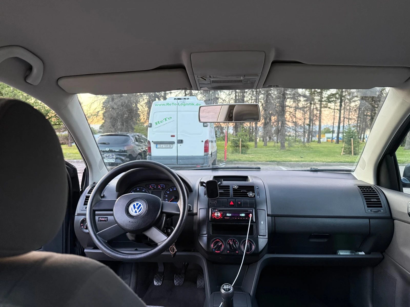 VW Polo 1.4, снимка 8 - Автомобили и джипове - 54718400