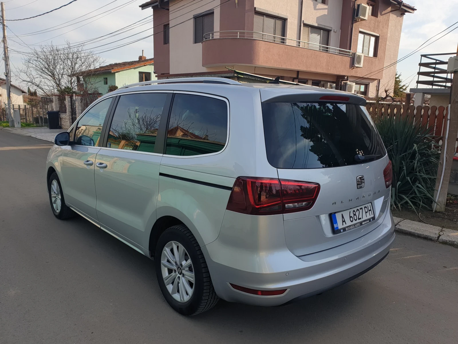 Seat Alhambra 2.0TDI, снимка 3 - Автомобили и джипове - 54859280