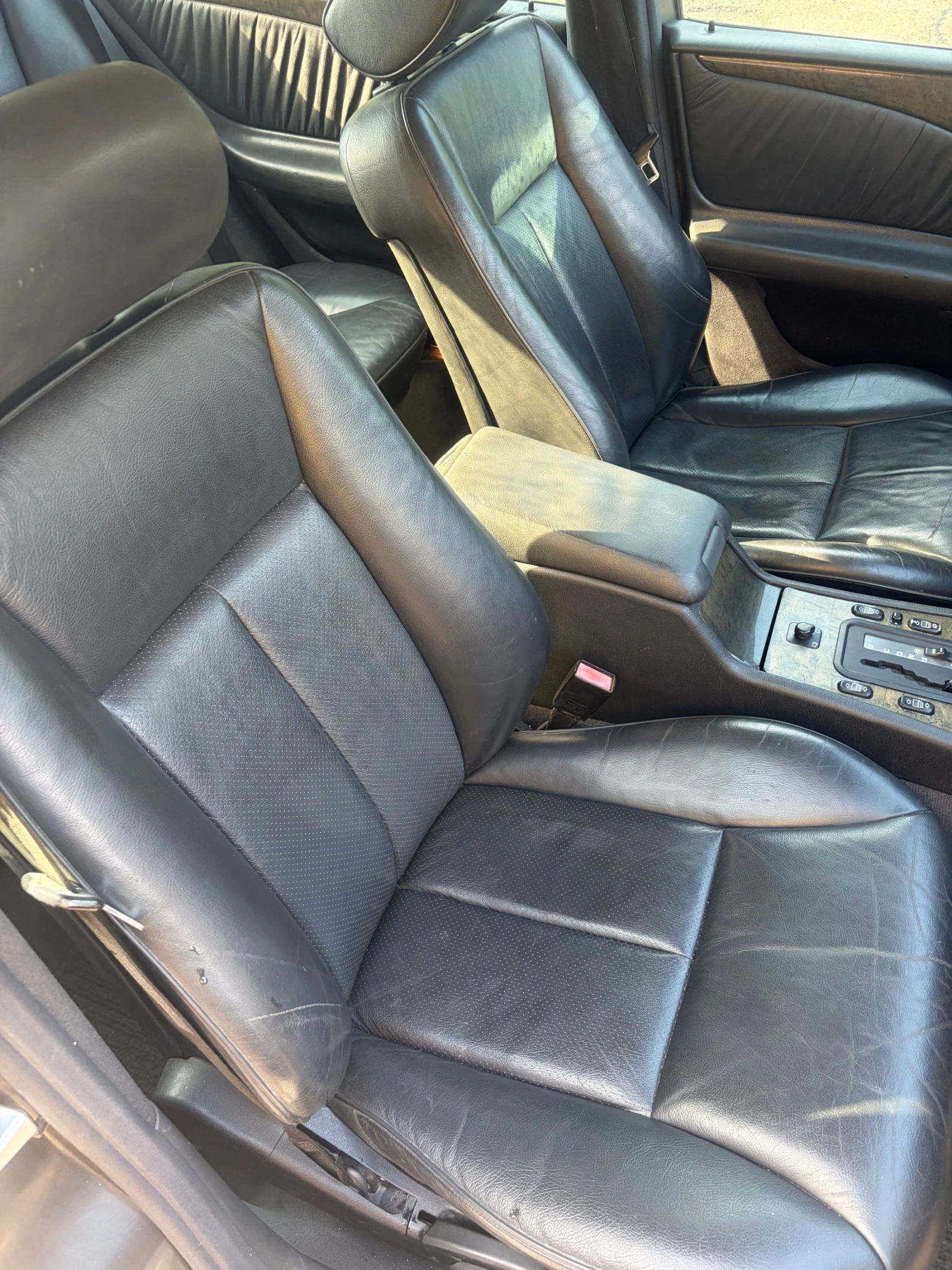 Mercedes-Benz E 230, снимка 5 - Автомобили и джипове - 55236221