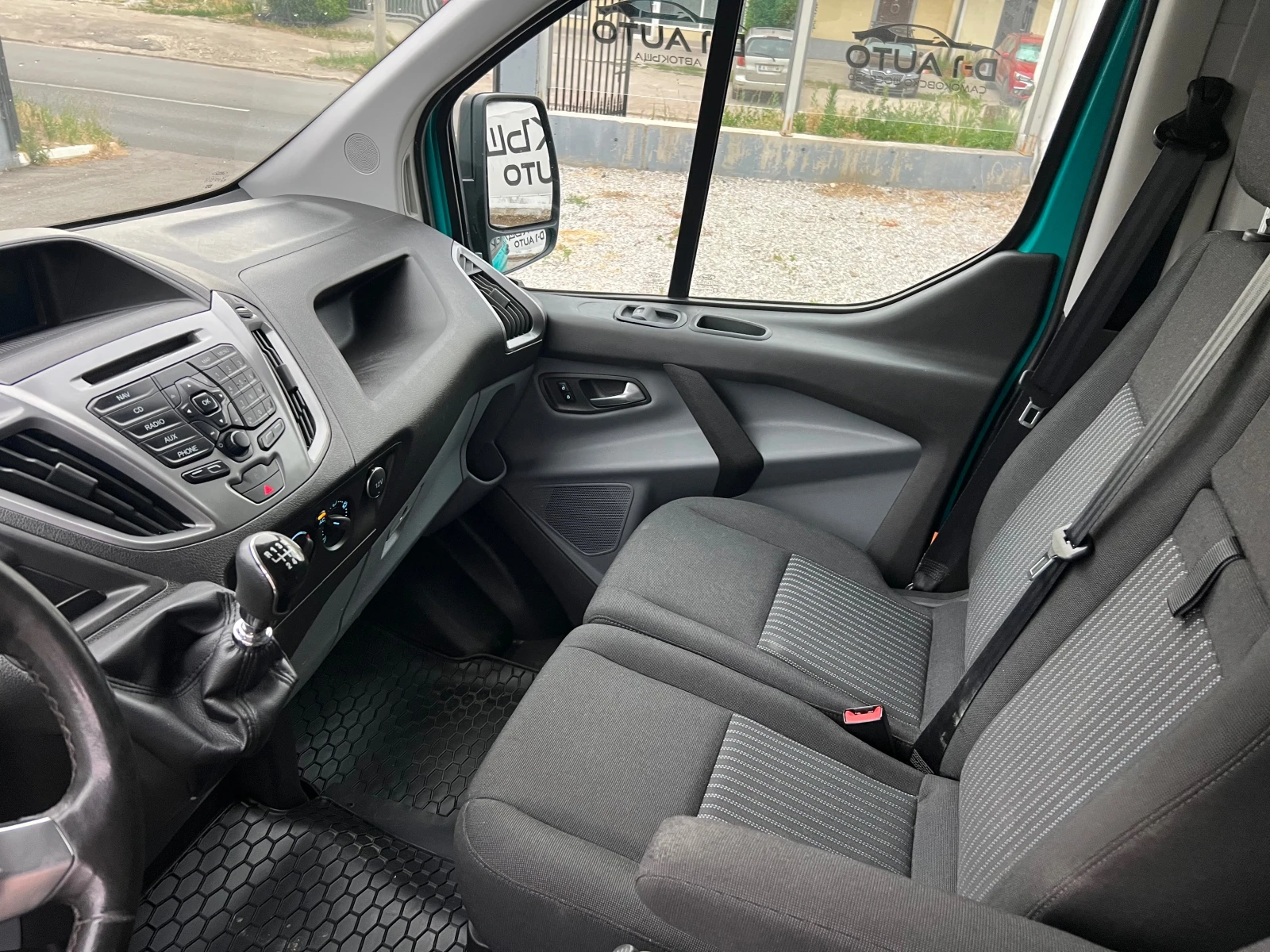 Ford Transit Custom 2.0-TDCI, снимка 12 - Автомобили и джипове - 55381244