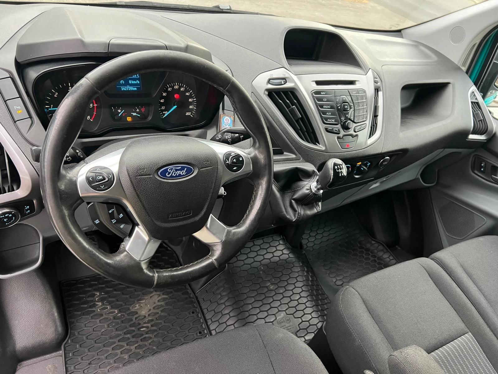 Ford Transit Custom 2.0-TDCI, снимка 9 - Автомобили и джипове - 55381244