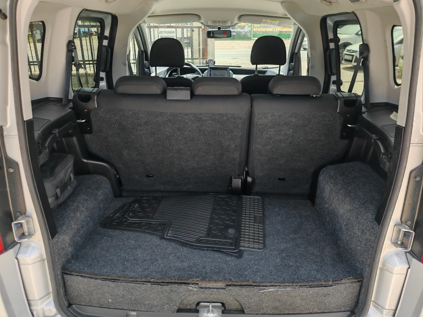 Fiat Qubo 1.4 метан/бензин , снимка 12 - Автомобили и джипове - 55414705