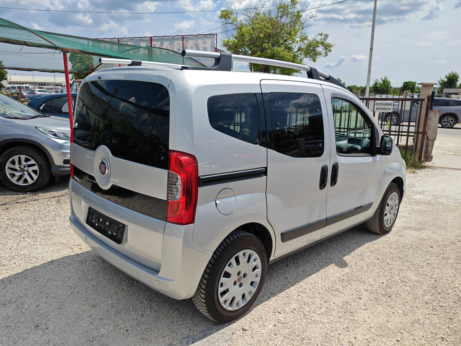 Fiat Qubo 1.4 метан/бензин , снимка 7 - Автомобили и джипове - 55414705
