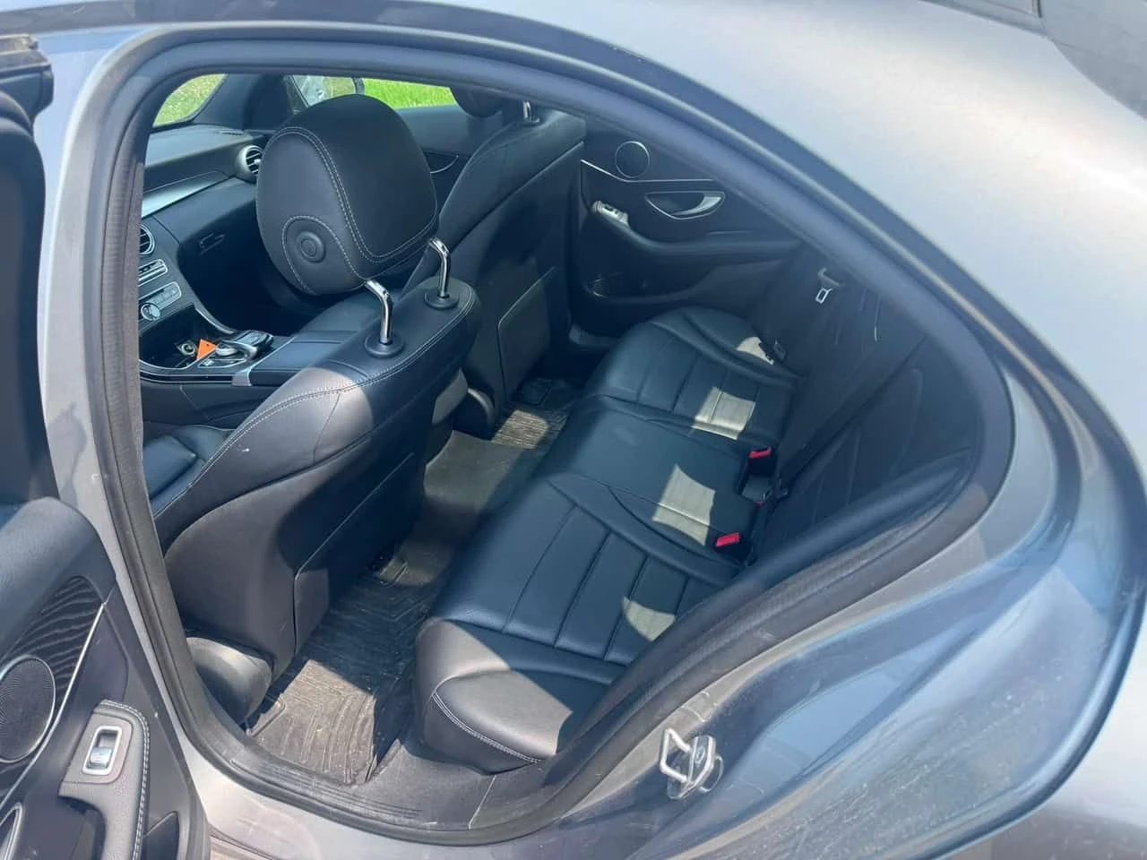 Mercedes-Benz C 300 * CARFAX * ЦЕНА ДО БГ, снимка 11 - Автомобили и джипове - 55470750