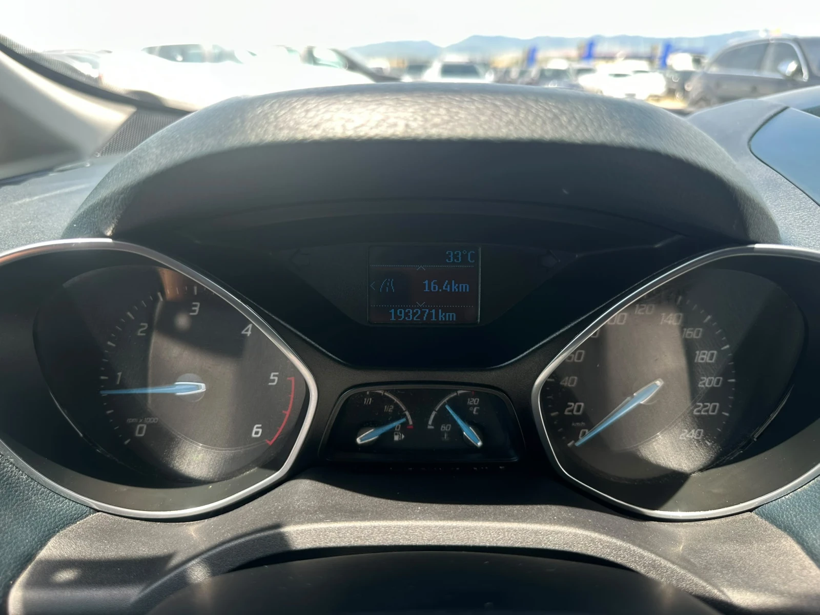 Ford Grand C-Max / 1.6 D / 116 HP / 6+ 1 / , снимка 15 - Автомобили и джипове - 55529186
