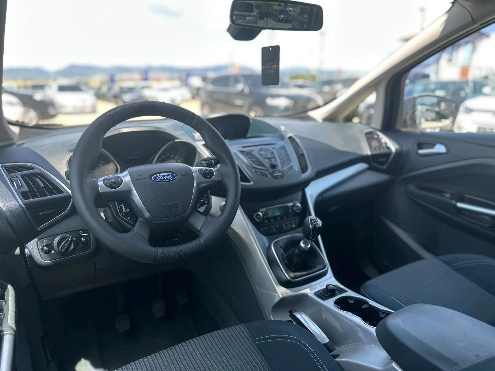 Ford Grand C-Max / 1.6 D / 116 HP / 6+ 1 / , снимка 9 - Автомобили и джипове - 55529186