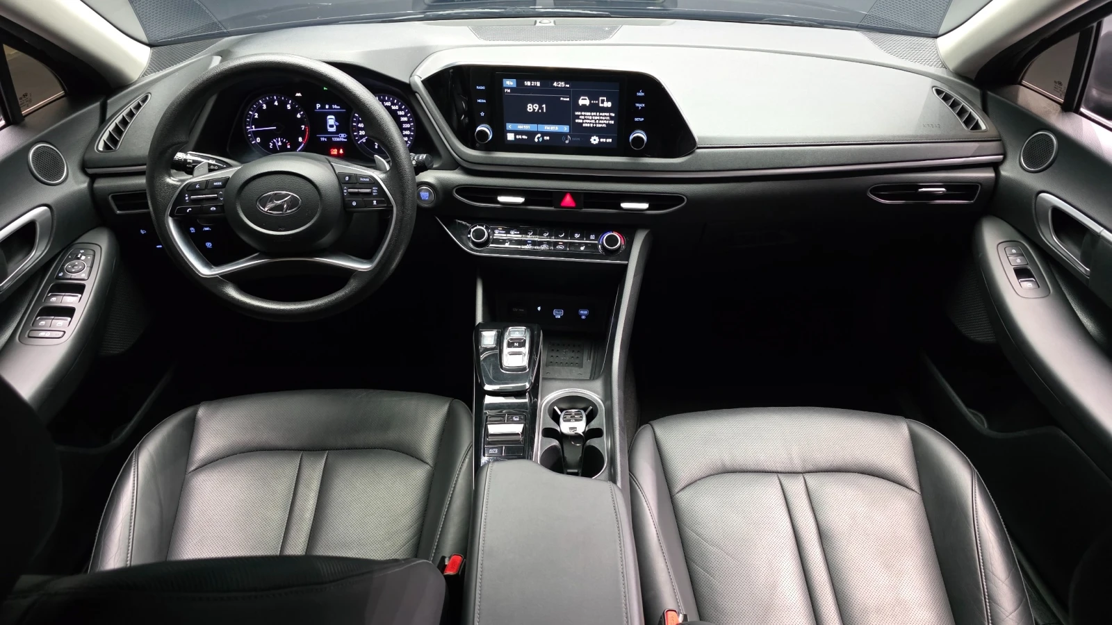 Hyundai Sonata 2.0 - Model 2020, снимка 7 - Автомобили и джипове - 55656305