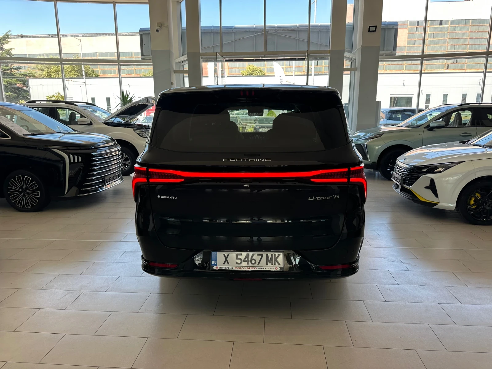 DONGFENG V9 HEV 6+ 1 места, снимка 4 - Автомобили и джипове - 55695163