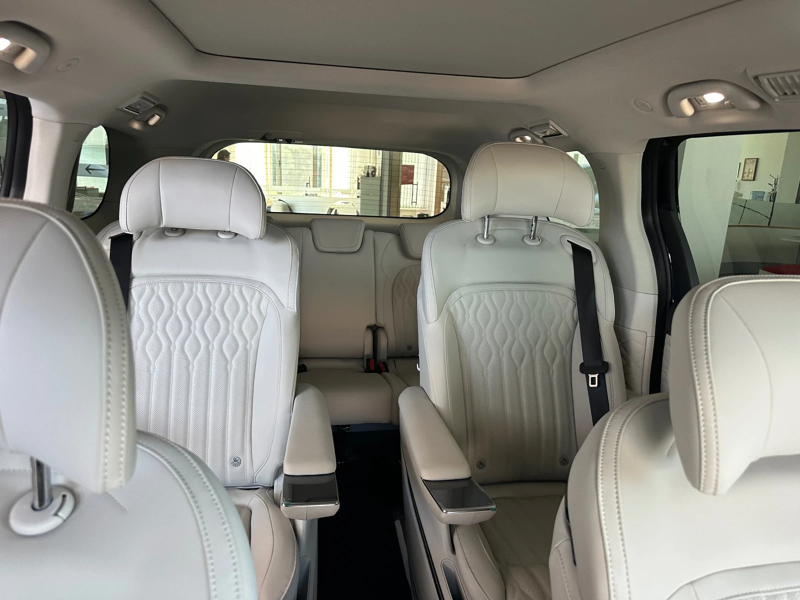 DONGFENG V9 HEV 6+ 1 места, снимка 10 - Автомобили и джипове - 55695163