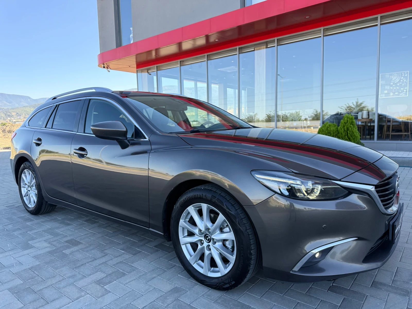 Mazda 6 2.0i Sky-ACTIV G / FACELIFT / KEYLESS / LED / NAVI, снимка 3 - Автомобили и джипове - 55705936
