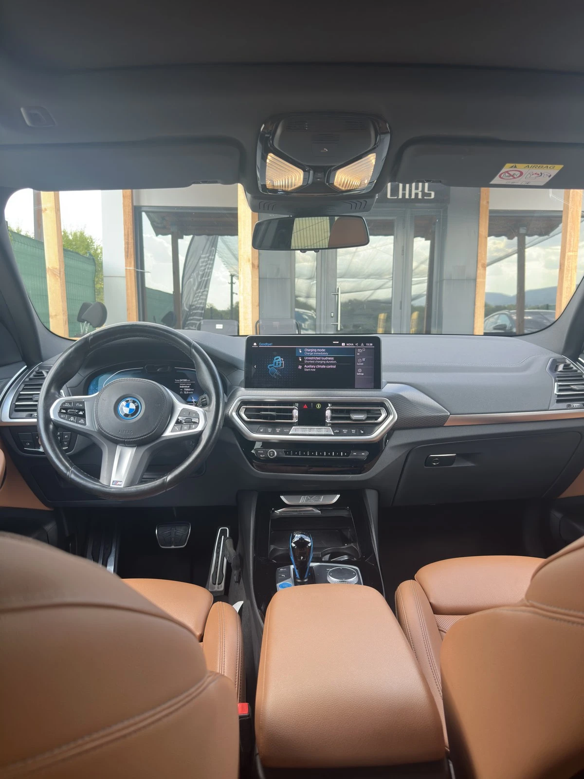 BMW iX3 80KWh/HIGH EXECUTIVE/M-SPORT/SOH99.4%, снимка 8 - Автомобили и джипове - 55902627