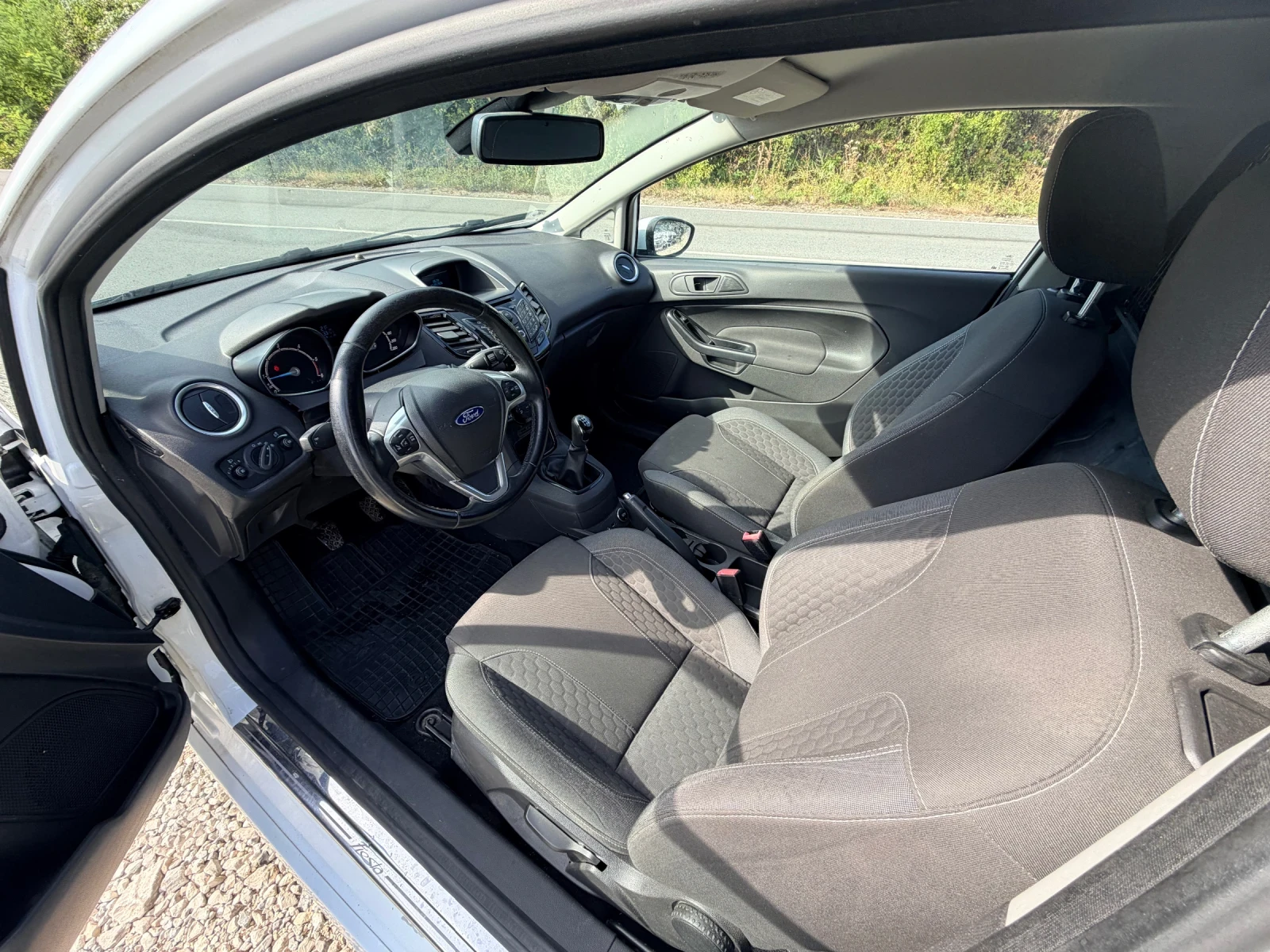 Ford Fiesta  N1 Товарна, снимка 10 - Автомобили и джипове - 55938228