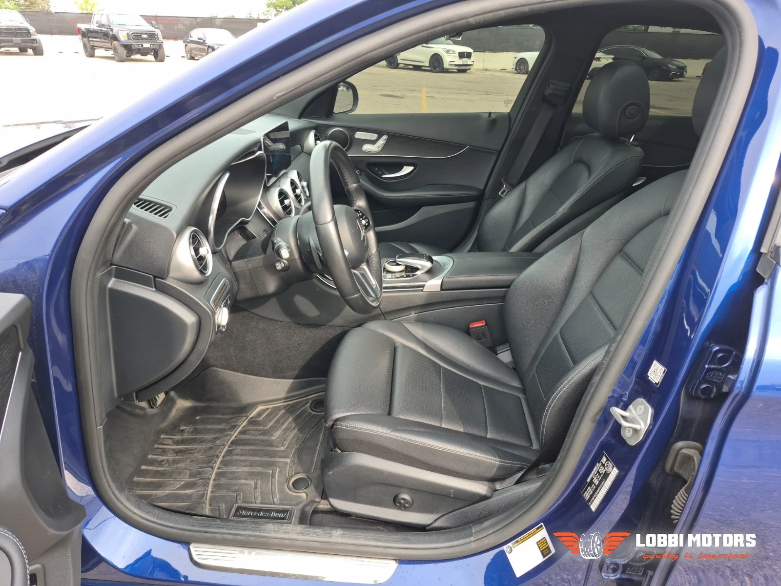 Mercedes-Benz C 300, снимка 5 - Автомобили и джипове - 56128835