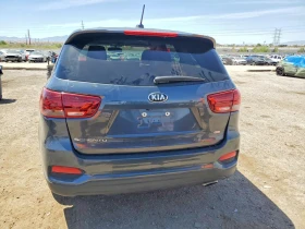 Kia Sorento 2.4l LX GDI * Реални километри* , снимка 6