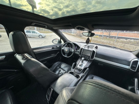 Porsche Cayenne БАРТЕР*Панорама*3.0D*, снимка 15 - Автомобили и джипове - 43515324
