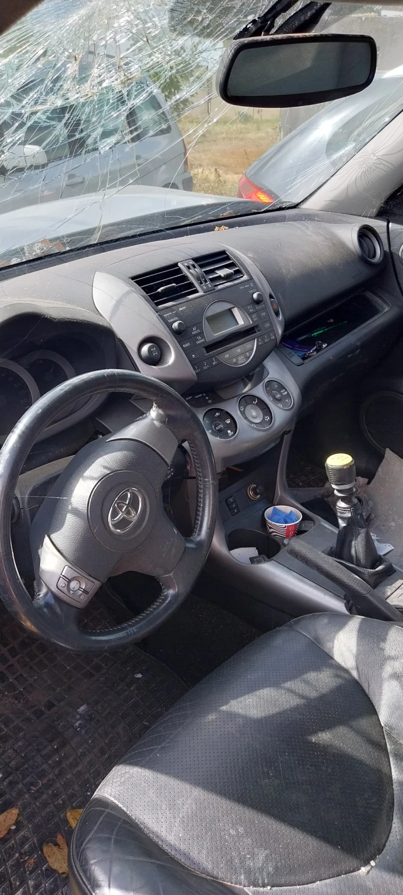 Toyota Rav4, снимка 3 - Автомобили и джипове - 47470520