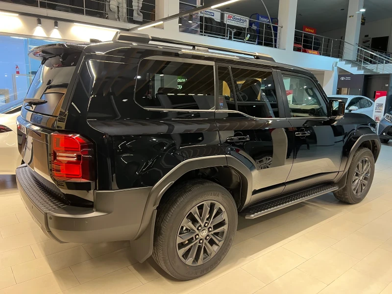 Toyota Land cruiser Luxury 2.8 8A/T , снимка 5 - Автомобили и джипове - 52201512
