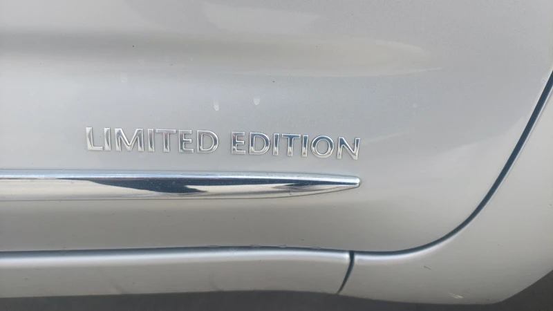 Toyota Rav4 2.2 L.EDITION, снимка 15 - Автомобили и джипове - 52322870