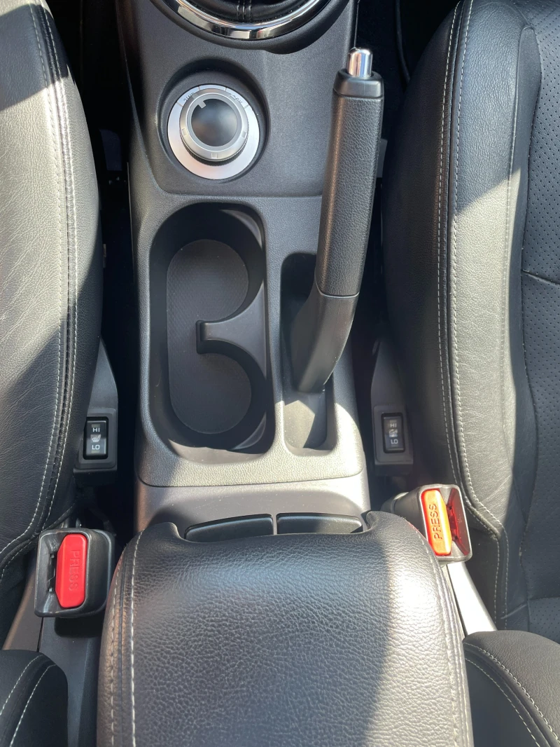 Mitsubishi ASX 1.8D* 4WD кожа* панорама, снимка 10 - Автомобили и джипове - 53089564