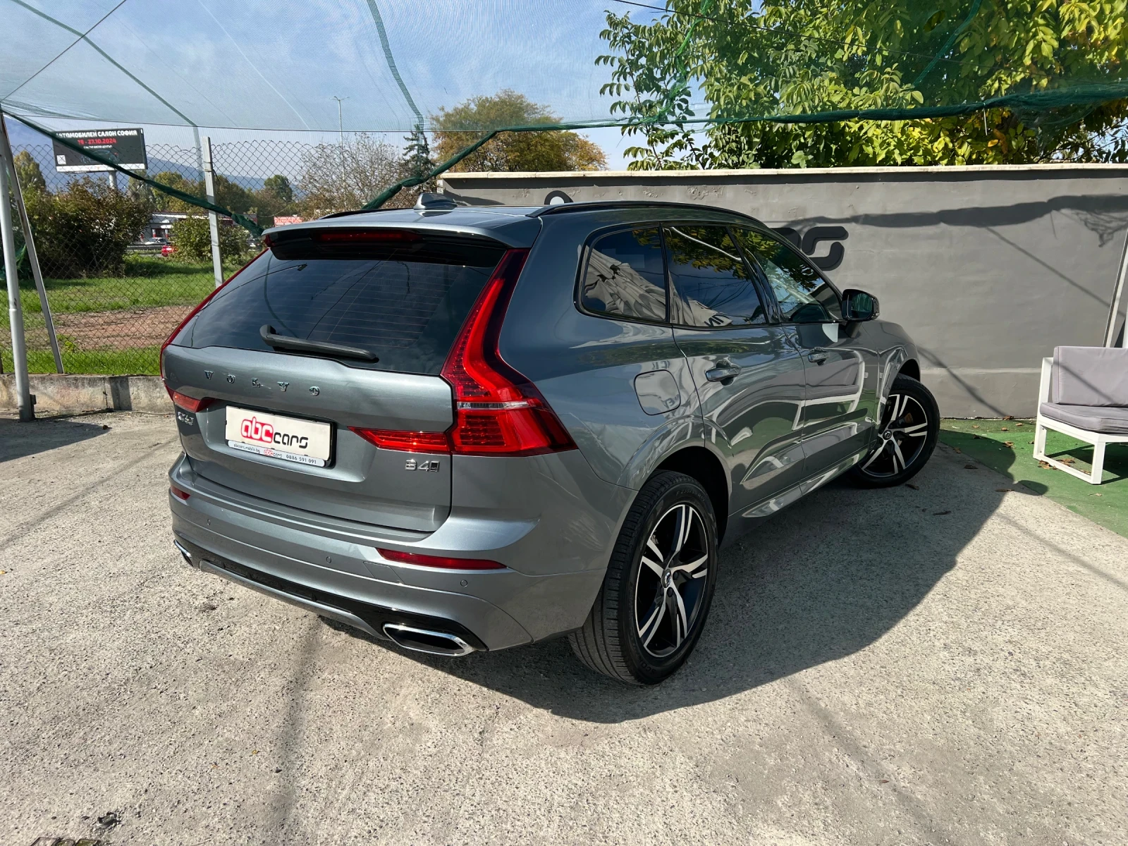 Volvo XC60 2.0B4 AWD Mild Hybrid  - изображение 4