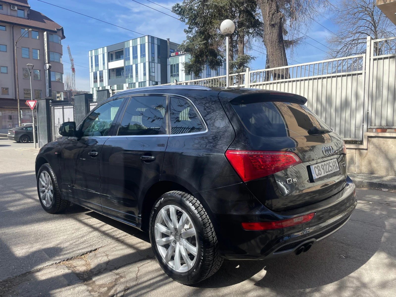 Audi Q5 2.0 TDI/Quattro/S-Line/Automatic/Panorama - изображение 3