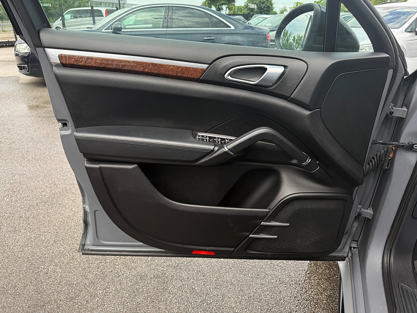 Porsche Cayenne MAGNUM OPTIK-LED-BIXENON-8skorosti-ПОДГРЯВАНЕ - изображение 9