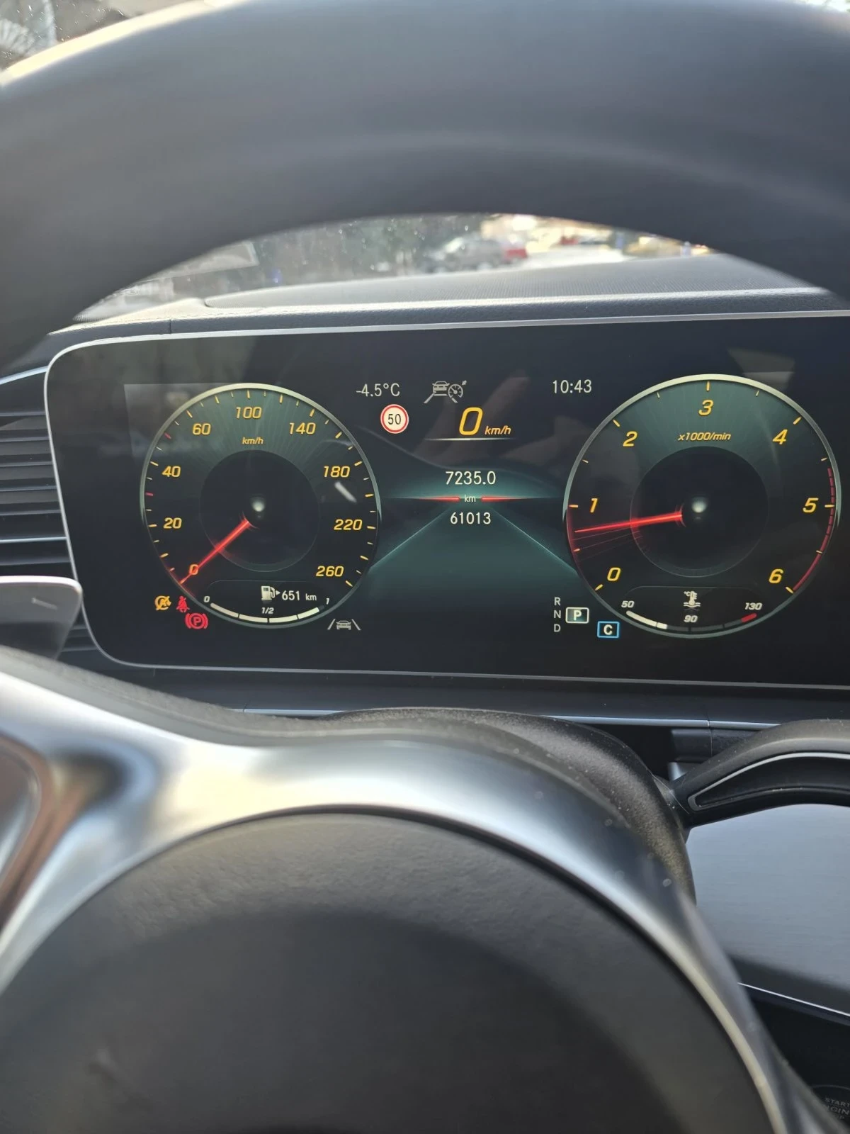 Mercedes-Benz GLE 400  - изображение 9