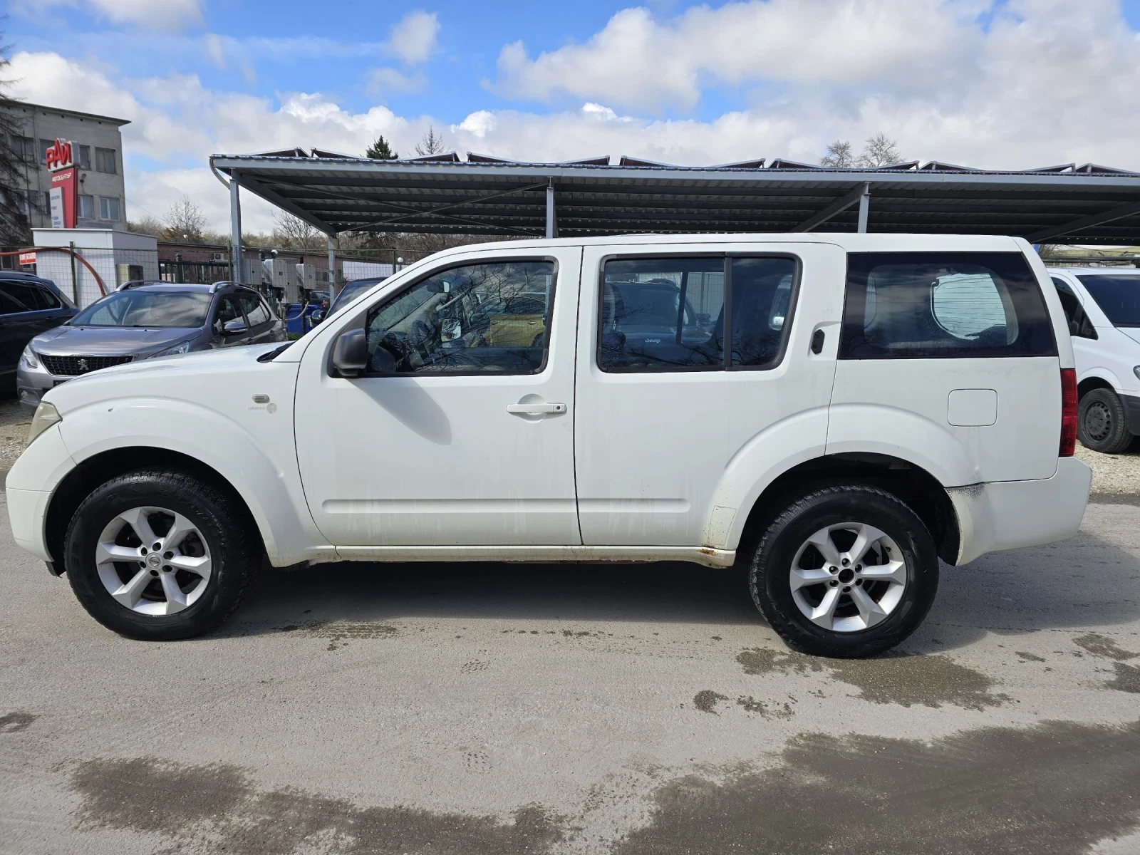 Nissan Pathfinder 2.5D 171к.с Бързи Бавни , снимка 7 - Автомобили и джипове - 54089179
