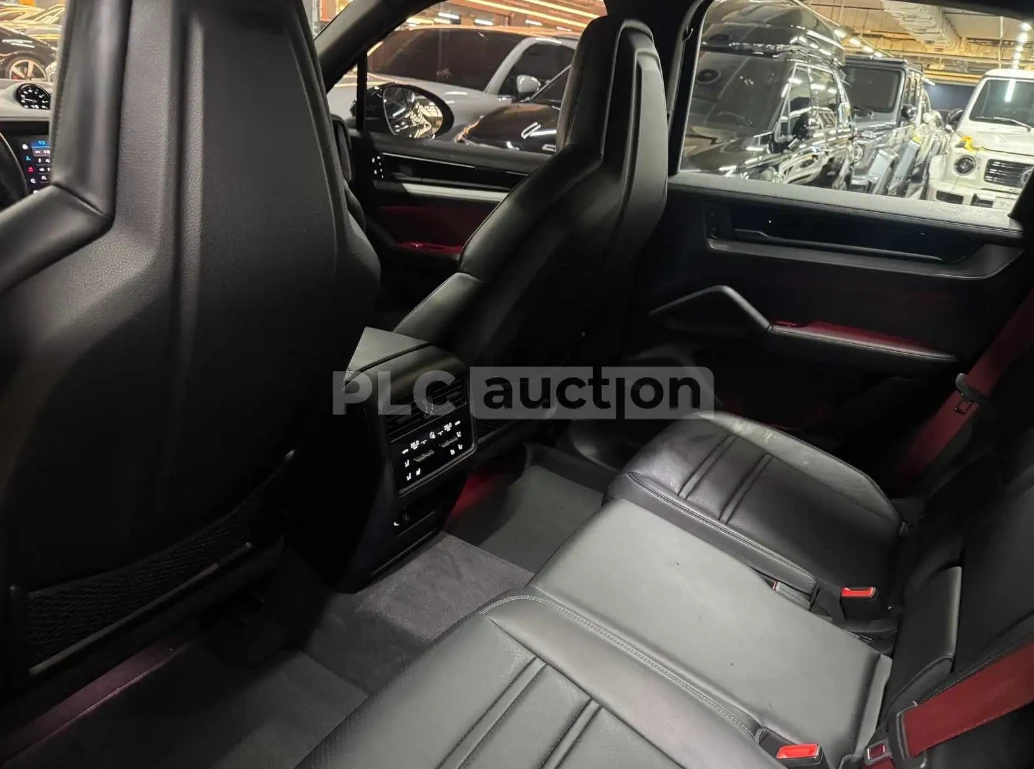 Porsche Cayenne, снимка 15 - Автомобили и джипове - 54247464