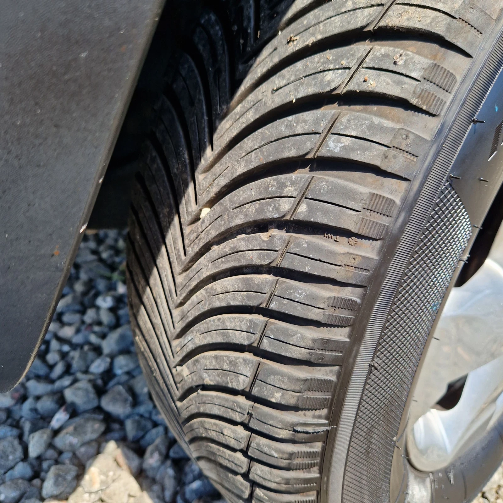 Dacia Duster 1.5DCI 110�.� | Mobile.bg � ����������� 15