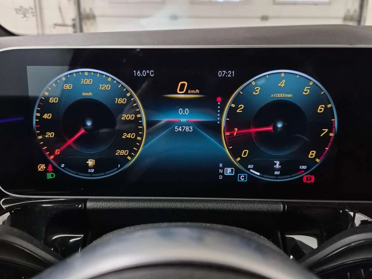 Mercedes-Benz GLA * AMG 35 * CARFAX * ��� ������������ ������ | Mobile.bg � ����������� 9