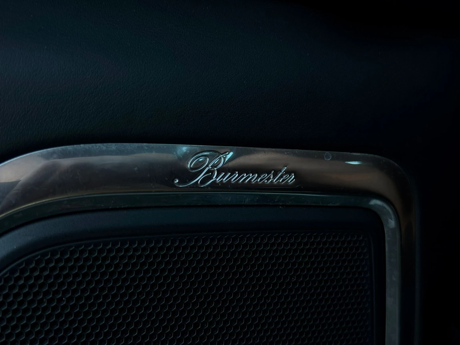 Porsche Macan * turbo* 400hp* burmester* carbon* , снимка 12 - Автомобили и джипове - 54932758