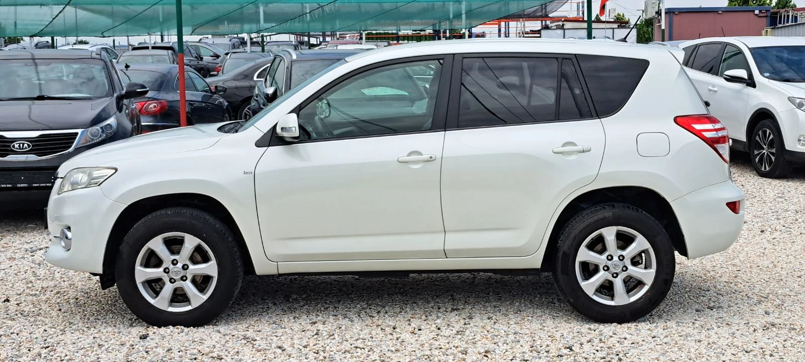 Toyota Rav4 2.0i Бензин 4х4 158кс. EURO5 , снимка 4 - Автомобили и джипове - 55137080