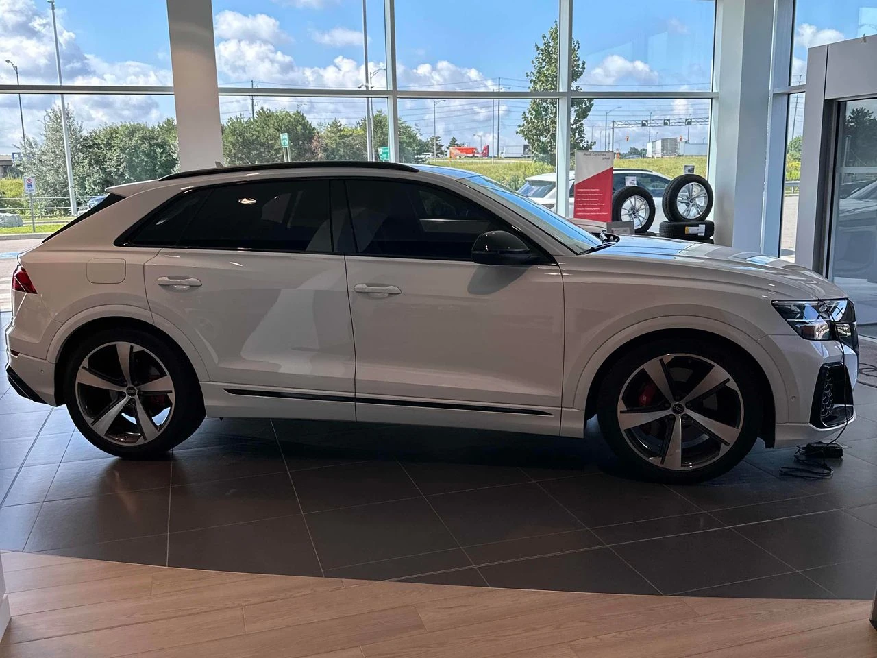 Audi SQ8 4.0 TFSI quattro | Mobile.bg � ����������� 3
